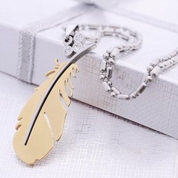 Módny Titánový Náhrdelník S Príveskom Lietajúce Pierko