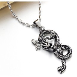 Titánový Náhrdelník Sa Dobre Predáva Po Celom Svete