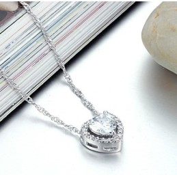 Spoľahlivý Kvalitný Ženský Miláčik  Titánový Náhrdelník S Kamienkami