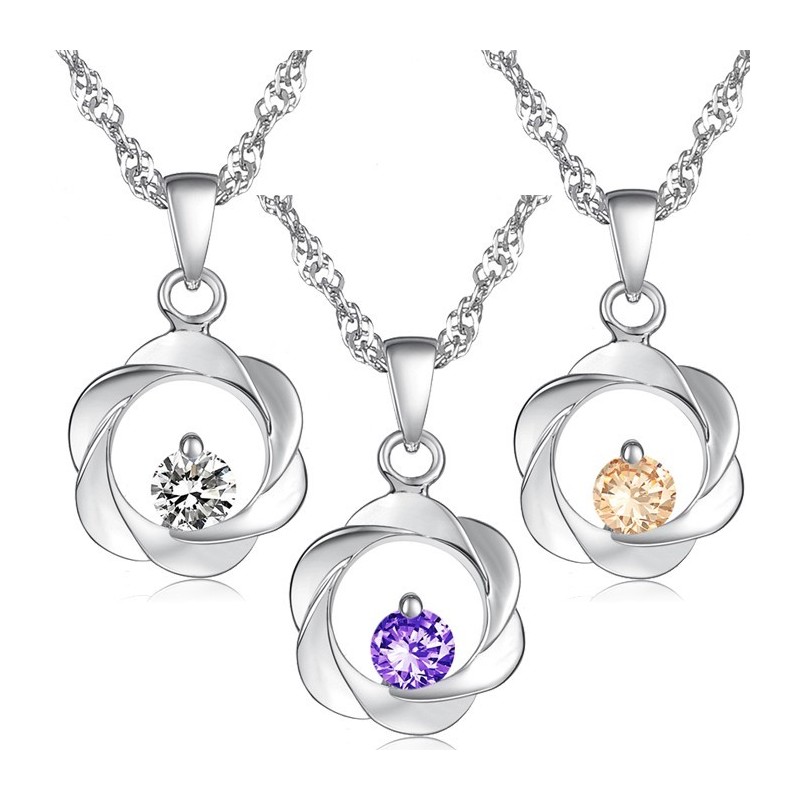 Elegantný Dámsky Titánový Náhrdelník S Platinou A Diamantmi, Zaručená Kvalita A Množstvo Elegantný Dámsky Titánový Náhrdelník S Platinou A Diamantmi, Zaručená Kvalita A Množstvo