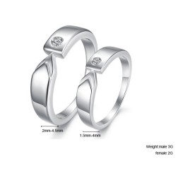 Vysokokvalitný  Pokovovaný Titánový Prsteň Pre Milovníkov S Kamienkami