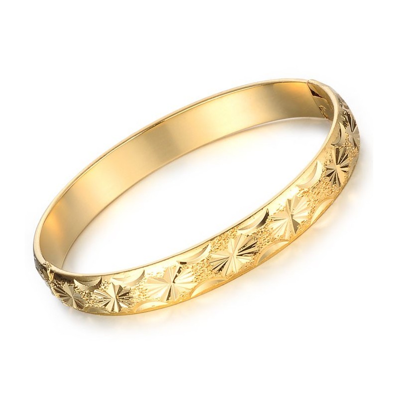Elegantný Dámsky Náramok Stabilnej Kvality Pozlátený 18K Zlatom Elegantný Dámsky Náramok Stabilnej Kvality Pozlátený 18K Zlatom