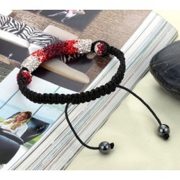 Odolný Dámsky Náramok V Tvare Gule S Krištáľmi