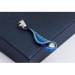 Módny Titánový Prívesok S Diamantom A Anjelskými Krídlami - Retiazka Zadarmo