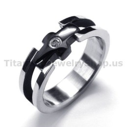 Titánový Prsteň S Krížom A Diamantom