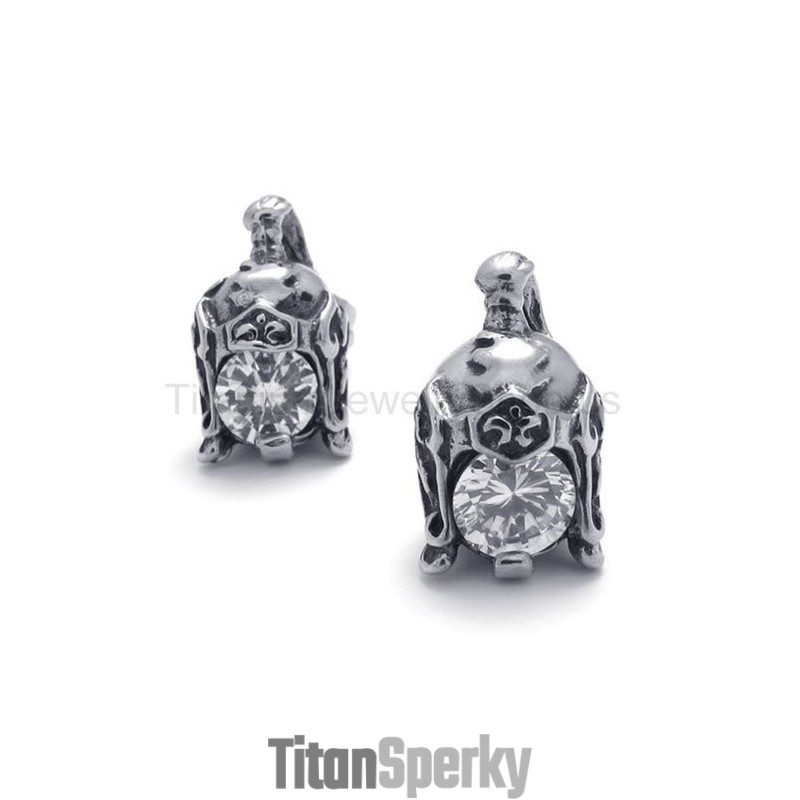 Retro Titánová Prilba S Diamantovými Náušnicami