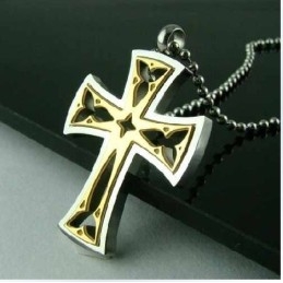 Prívesok Z Titánovej Ocele S Krížom A Zlatými Prvkami