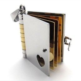 Titánový Prívesok Pre Milovníkov Zlatých Kníh