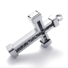 Titánový Prívesok S Krížom A Bielymi Zirkónmi