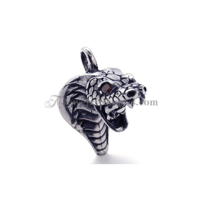 Módny Prívesok S Kobrou A Zirkónmi