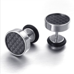 Jemne Spracované Titánové Náušnice Stabilnej Kvality V Jemných Farbách