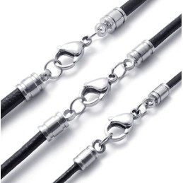 Jemne Spracovaný Náhrdelník Z Titánovej Kože V Jemných Farbách Vynikajúcej Kvality